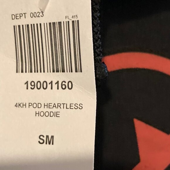 NWT Kingdom Hearts Heartless Hoodie - Picture 4 of 4